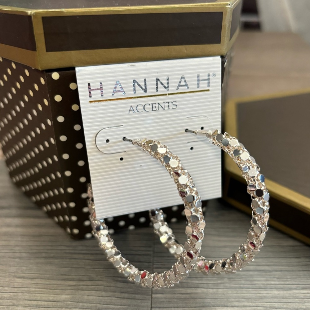 Beautiful Silver Tone Hoop Earrings